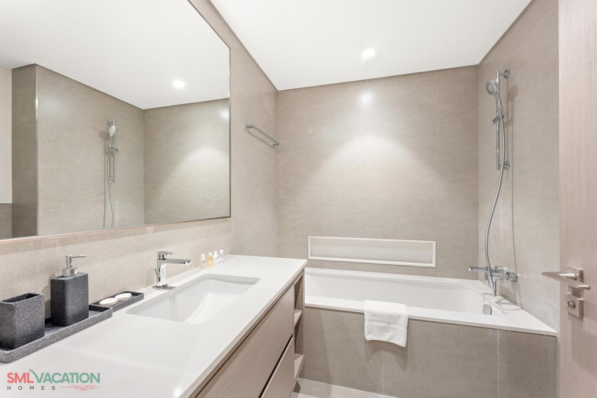 Sml Vacation Homes - Sky High Apartments With Burj Khalifa And Dubai Fountain Views At Grande Signature, Downtown Dubaj Zewnętrze zdjęcie